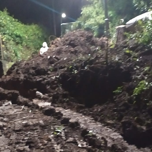 Maltempo a Cava de' Tirreni, frana in località Brecelle: evacuate dieci famiglie 