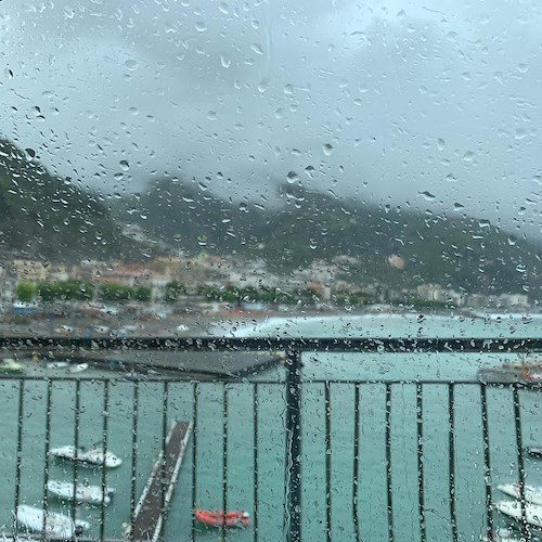 Maltempo in Campania, domani si passa all'allerta meteo Gialla 