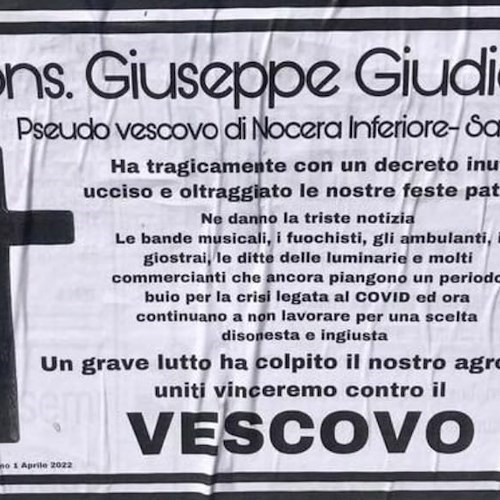 Manifesti funebri con il nome del Vescovo di Nocera-Sarno, individuato il responsabile 