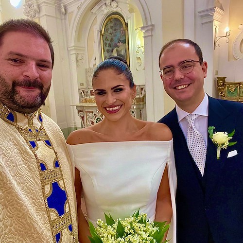 Matrimonio a 5 stelle per Alessandro Amitrano e Alessandra Morrone. Testimoni Luigi Di Maio e Roberto Fico