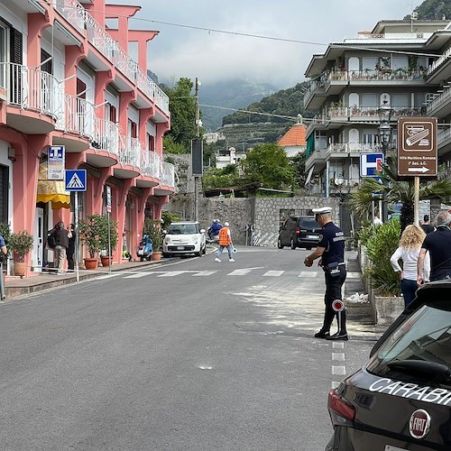 Minori, Costiera Amalfitana. Scontro tra moto e scooter, due feriti al pronto soccorso di Castiglione [FOTO]