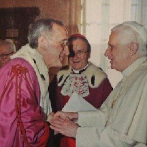 Mons. Sciacca con Papa Benedetto XVI