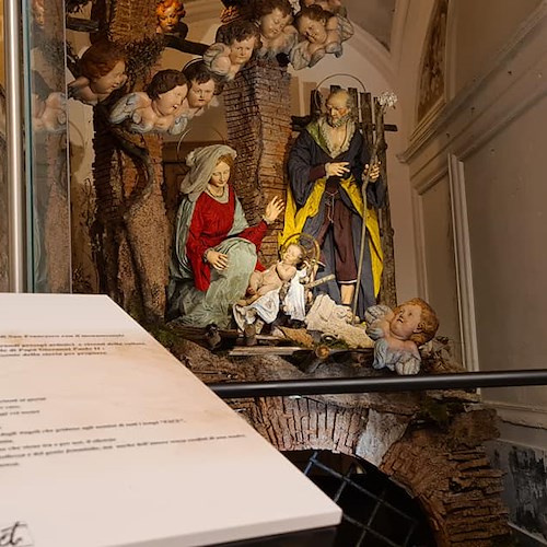 Natale a Cava de' Tirreni: inaugurato il presepe del Monastero di San Giovanni