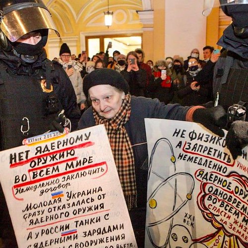 «No alla guerra in Ucraina»: arrestata l'attivista Yelena Osipova, sopravvissuta all’assedio di Leningrado