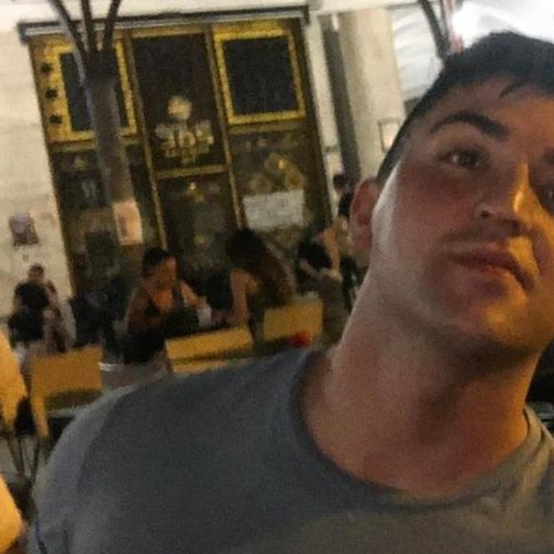 Nocera Inferiore piange Gianpiero, il 24enne è stato trovato morto in casa dai genitori