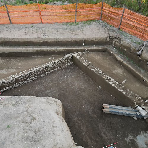 Nuove scoperte archeologiche nel Salernitano: rinvenute resti di tombe e case nell'antica Nuceria