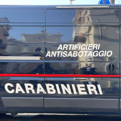 Pistole e bombe carta di elevata potenzialità, la scoperta a Cava de' Tirreni 