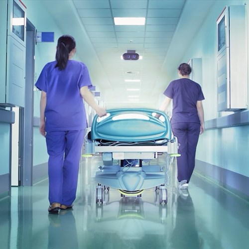 Pochi infermieri in Italia: fino 9mila in meno in Campania