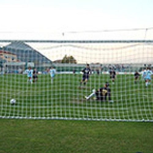 Alfano di testa per il 3-0 aquilotto