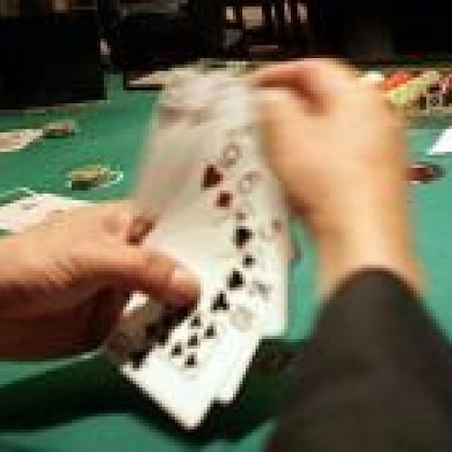 Poker illegale, denunciate 20 persone