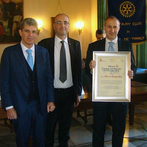 Premio ‘Cavesi nel Mondo’: il trionfo “condiviso” di Mario Avagliano