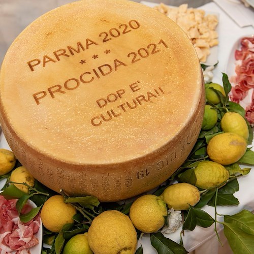 Procida incontra Parma, Pizzarotti: “Eredità importante dall’anno da Capitale della cultura” 