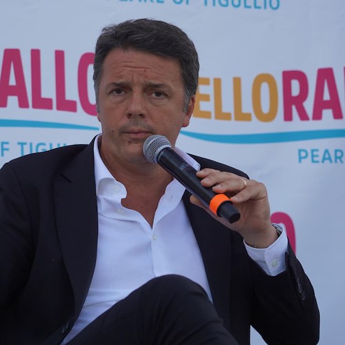 Renzi vuole abolire il Reddito di Cittadinanza: «Andato anche ai criminali»