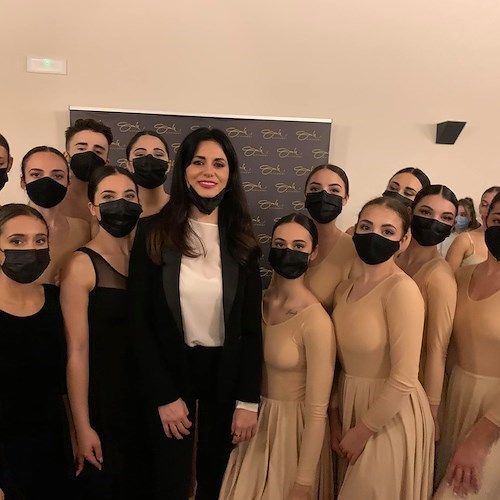 Rossella Brescia mantiene la parola: dopo quarantena tappa a Cava de' Tirreni per ritirare il Premio "Arte in Danza"