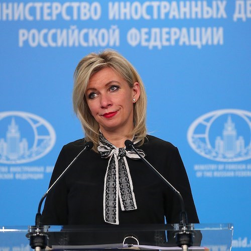 Russia, Zakharova: «UE ci ricatta, ormai è diventata un dipartimento Nato»