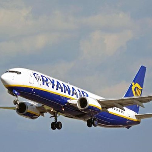 Ryanair: meno voli fino a marzo, coinvolte 400mila prenotazioni