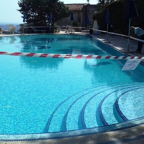 Scarichi illegali, sequestrata piscina d'albergo a Vietri sul Mare