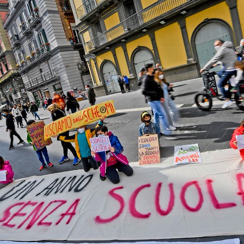Scuola: sciopero nazionale contro la Dad, manifestazioni anche in Campania