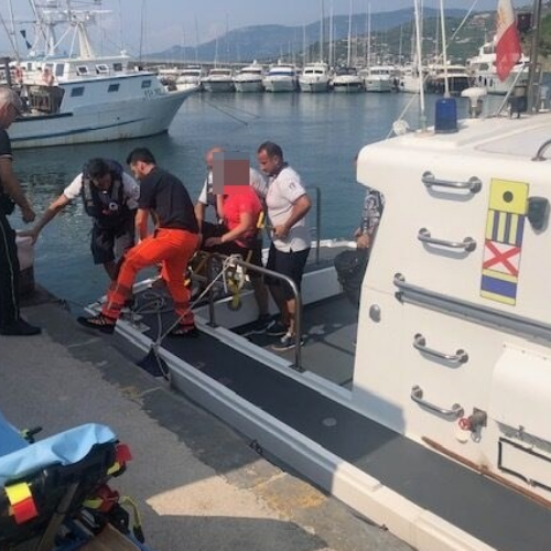 Si ferisce dopo caduta e non riesce più a deambulare: apprensione per turista ad Agropoli 
