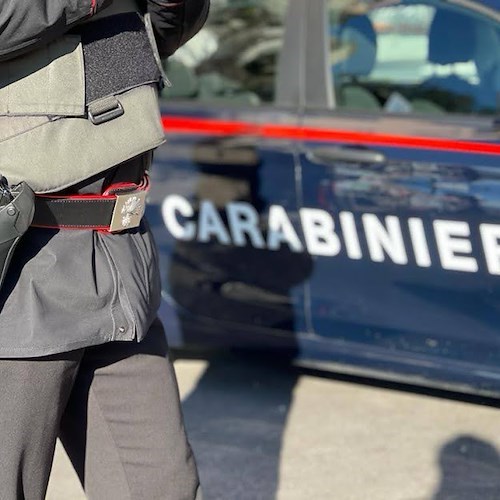 Spaccio nonostante i domiciliari: 28enne arrestato a Salerno, possedeva 801 dosi di crack