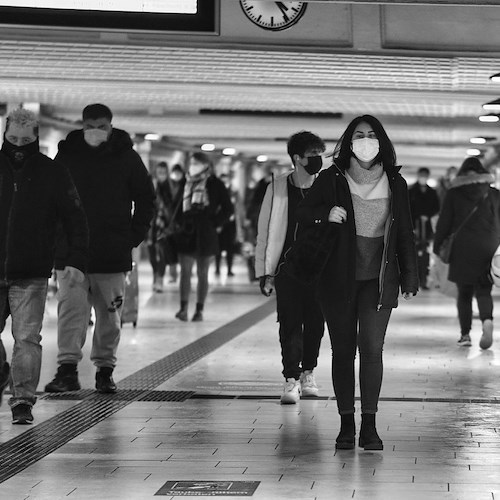 Stop stato di emergenza: dal 1° aprile si torna (quasi) alla normalità. Speranza avverte: «Covid non scompare»