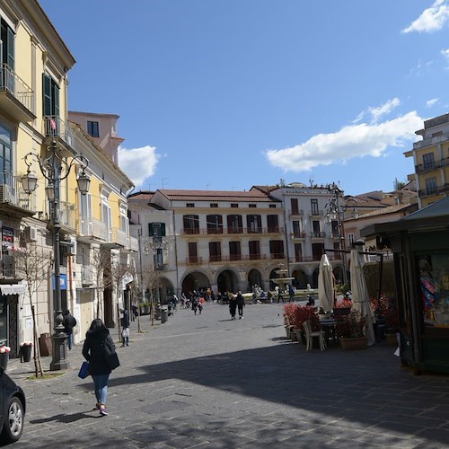 Tensione a Cava de’ Tirreni, tifosi della Salernitana aggrediti e minacciati in una cartoleria