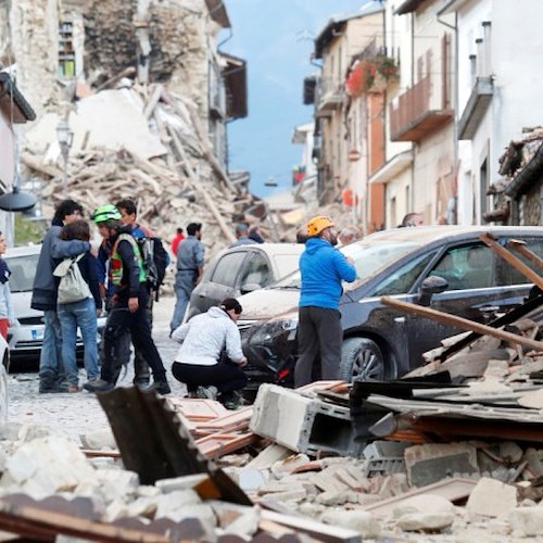 Terremoto Centro Italia: parte catena di aiuti da Cava de' Tirreni