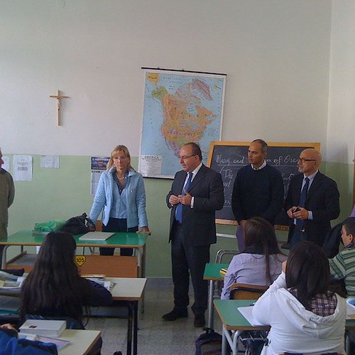 Tour scolastico, il sindaco in visita alla "Don Bosco"