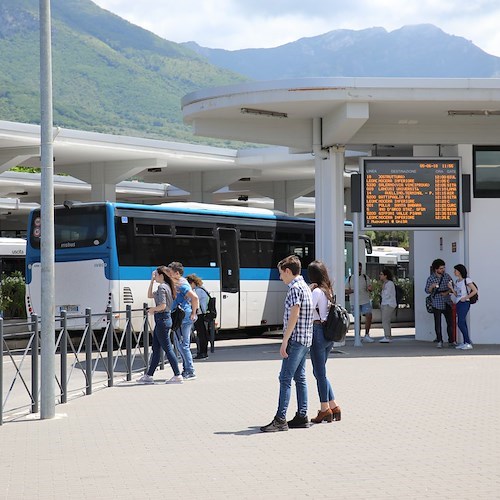 «Trasporto pubblico inadeguato per arrivare all'Università di Salerno». "Link Fisciano" attacca la Regione Campania 