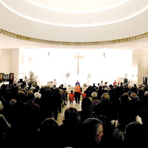 La S. Messa nella Chiesa di Sant'Alfonso