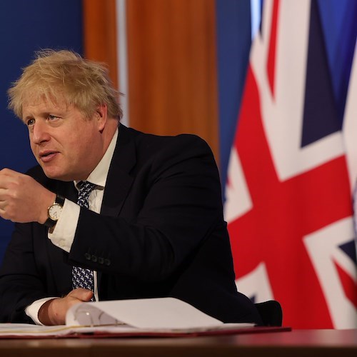 Ucraina, Boris Johnson su Putin: «Se fosse stato una donna non avrebbe dato inizio alla guerra»