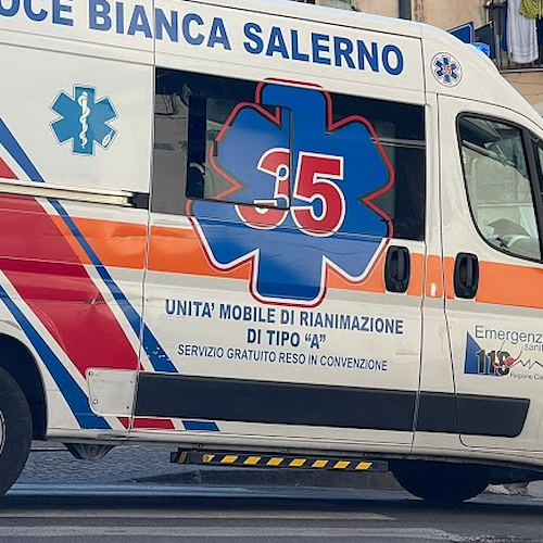 Va in arresto cardiaco durante trasferimento al "Ruggi": 59enne di Cava de' Tirreni salvato dalla Croce Bianca 