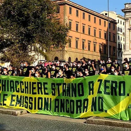 Youth Climate Meeting 2022. No Gas No nuke: dalla spiaggia dell’oasi dunale di Legambiente Paestum il messaggio arriva forte e chiaro /foto /video