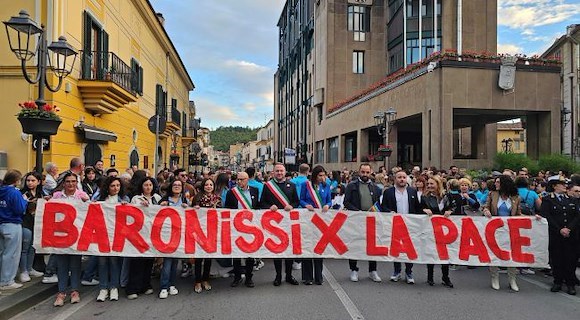 Baronissi, Sindaca Anna Petta: “Sabato 11 ottobre tutti in piazza per la Marcia della Pace”