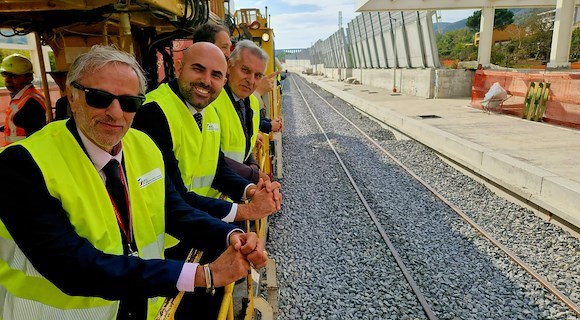 Campania, Rfi mette in campo 300 milioni di euro per riqualificare le stazioni ferroviarie 
