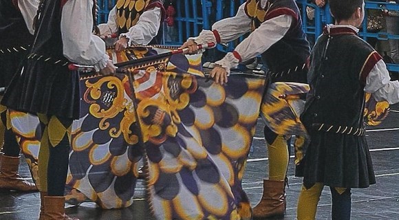 Cava de' Tirreni: 22 marzo il gran saggio di bandiera 