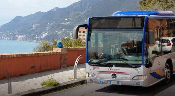 Cava de' Tirreni, attivo il bus per Marina di Vietri sul Mare: corse fino al 31 agosto