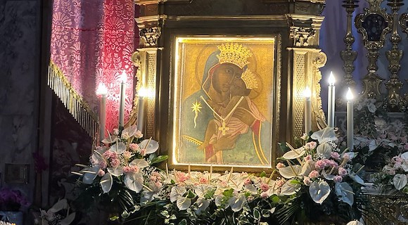 Cava de' Tirreni celebra la 353ª Solennità della Madonna dell’Olmo: il Sindaco rinnova l’offerta dell'olio