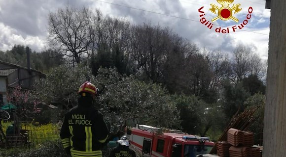 Incidente sul lavoro nel Cilento: 60enne muore schiacciato da un mezzo edile