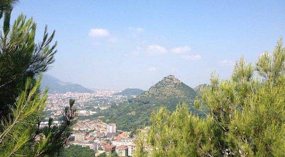 Rifiuti, il Comune di Roccapiemonte vince in parte la causa: revocato decreto da 3,4 milioni