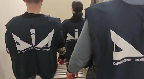 Traffico di droga nell’Agro e nel Salernitano: 23 a processo, regia del clan Fezza-De Vivo