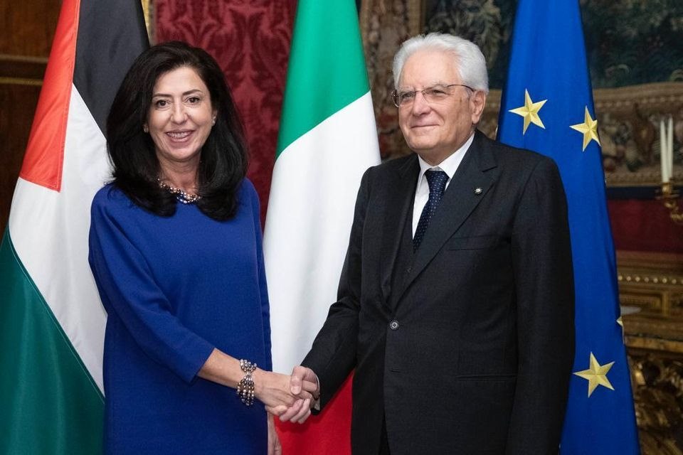 Il Portico - Abeer Odeh: l'ambasciatrice della Palestina in visita a ...